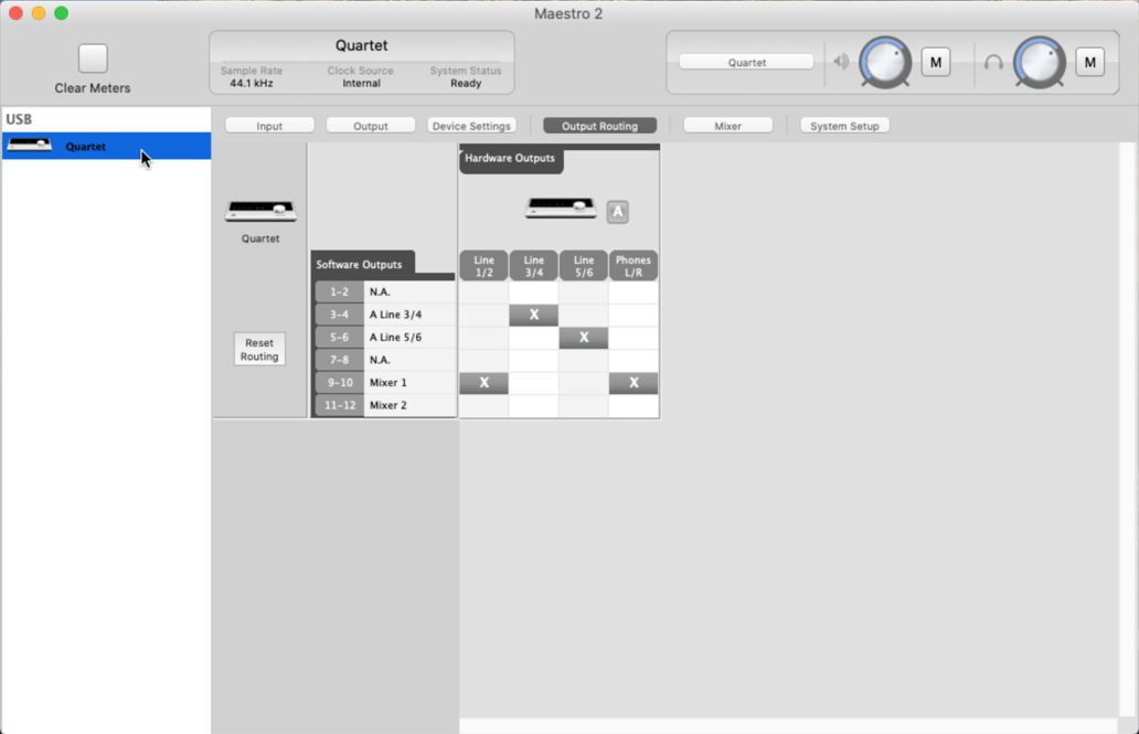 How do I use the low latency mixer in Maestro 2 with Apogee USB interfaces?